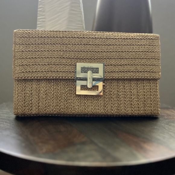 Envelope Straw Clutch Bag NWT - Picture 2 of 9